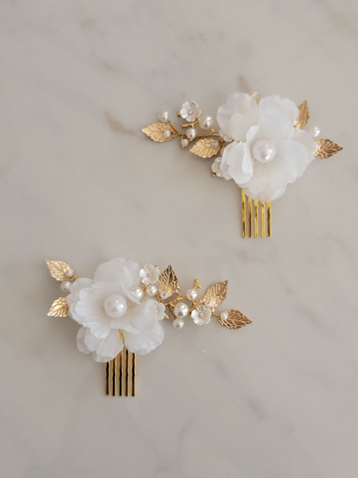 HARPER | Dainty Floral & Gold Hair Piece | Decorative Hair Comb