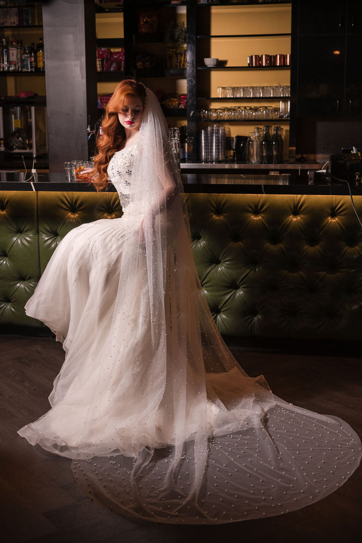 ESTELLE | Modern Pearl Veil | Trendy Veil | Single Tier Off White Veil