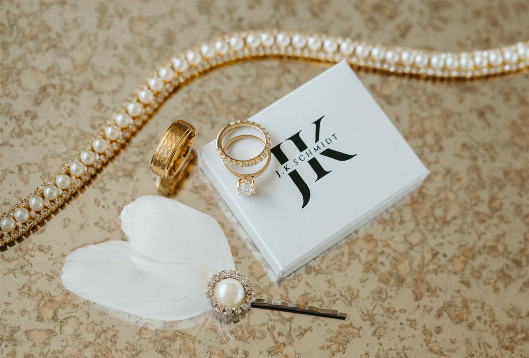 AUDREY | Dainty Feather Hair Pin