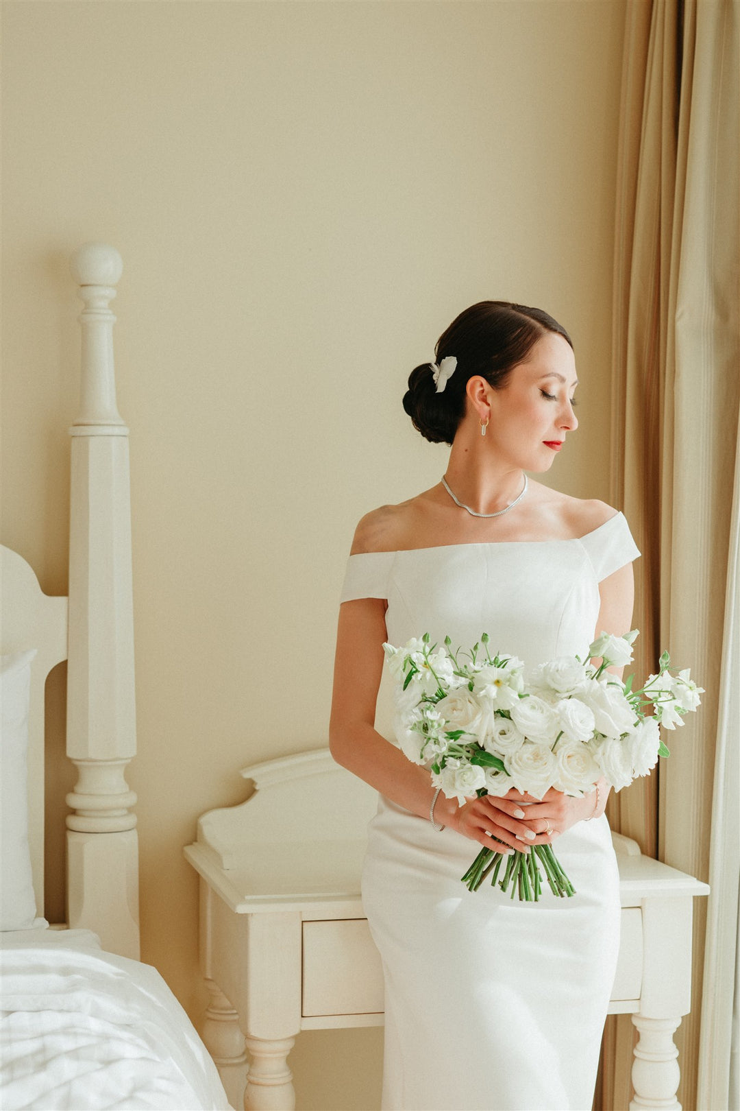 AUDREY | Dainty Feather Hair Pin