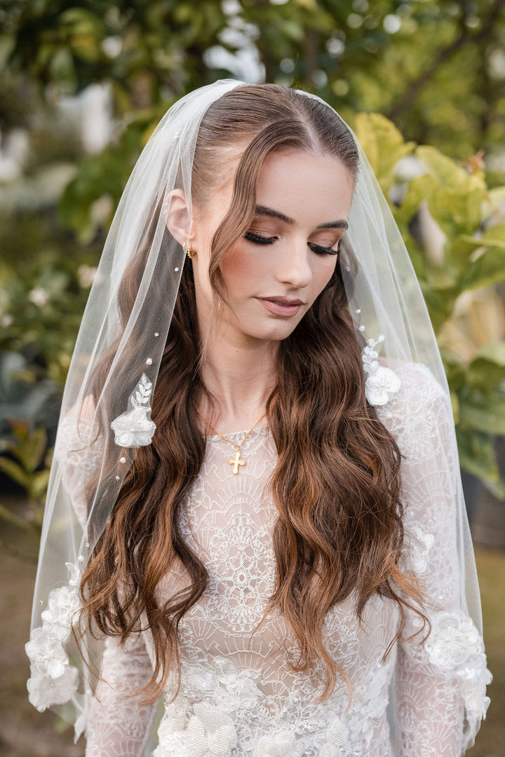 CELESTE Veil | Diamond White Single Tier | 3D Lace Veil with Pearls & Rhinestone Accents (36”–110”)