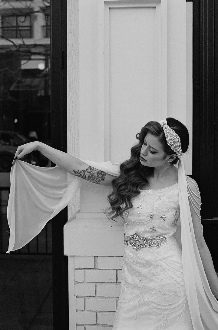 MARILYN Juliet cap wedding veil with tie-back design black and white