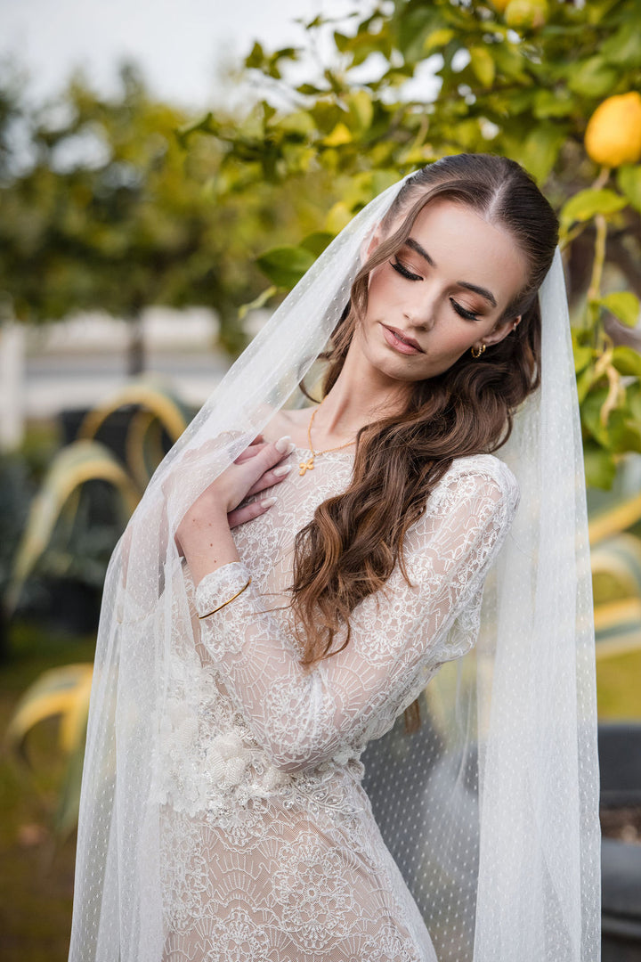 LINNEA | Swiss Dot Veil | Single Tier | Soft Modern Veil | Plain Rounded Edge | 2 Colors