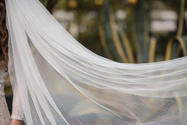 LINNEA | Swiss Dot Veil | Single Tier | Soft Modern Veil | Plain Rounded Edge | 2 Colors