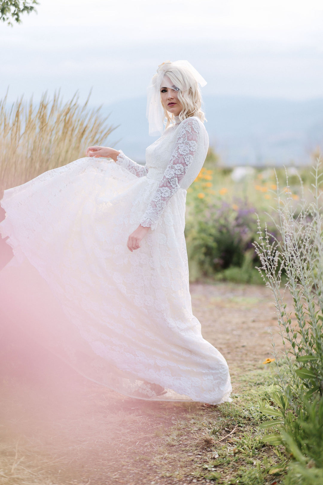 LOLA | Modern Veil | Short Veil | Bird Cage Veil | 7 Colors | Blusher Veil | Soft Veil | Modern Veil | Simple veil | Pearl Veil
